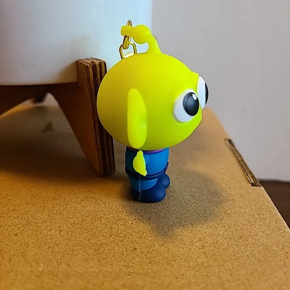Unbranded Cartoon Character‎ Keychain Unisex Multi-Color NWOT Collectible Auto
